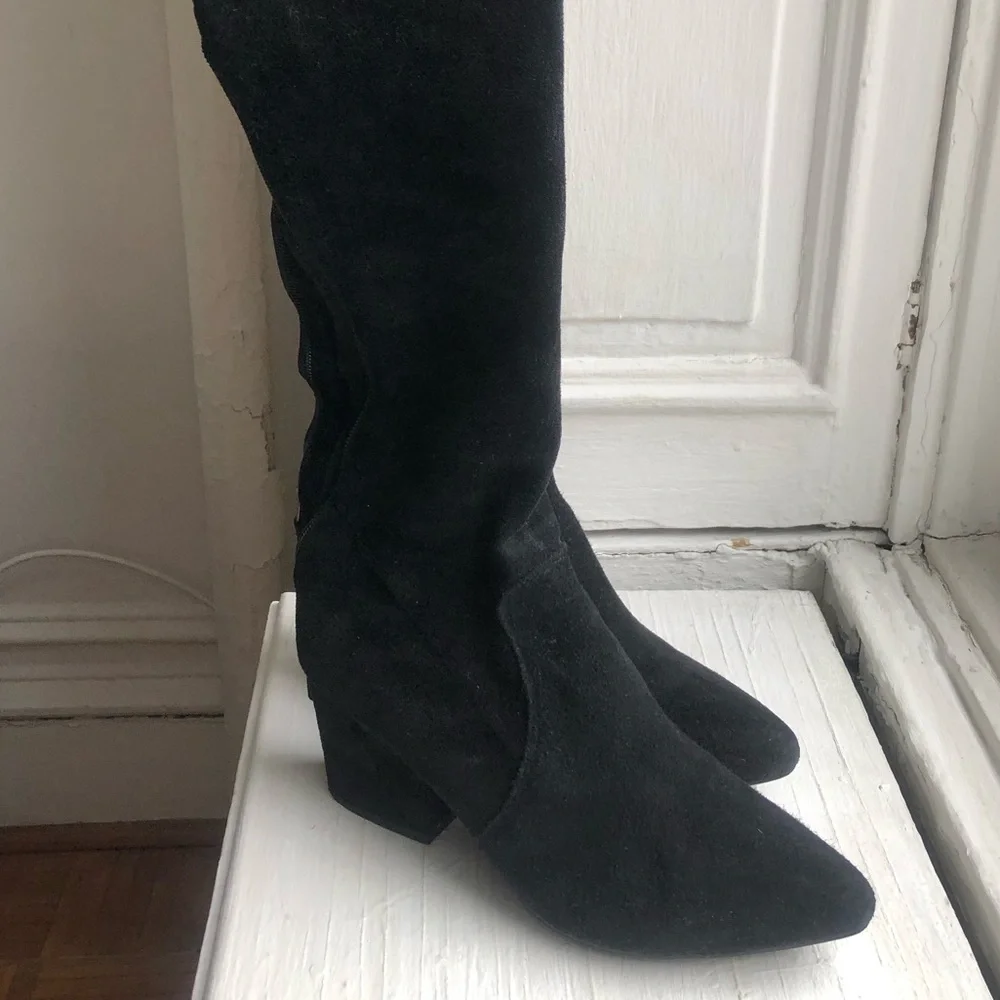 OVER THE KNEE BOOTS Heeled black suede leather OTK booties - Picture 4 of 6